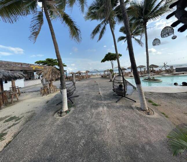 هتل Casa Baru La Libertad