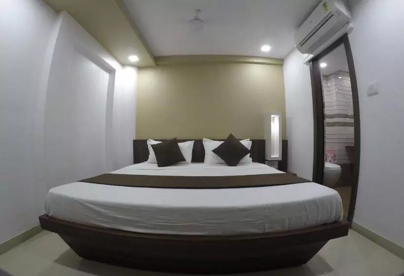 New Hotel Ideal
