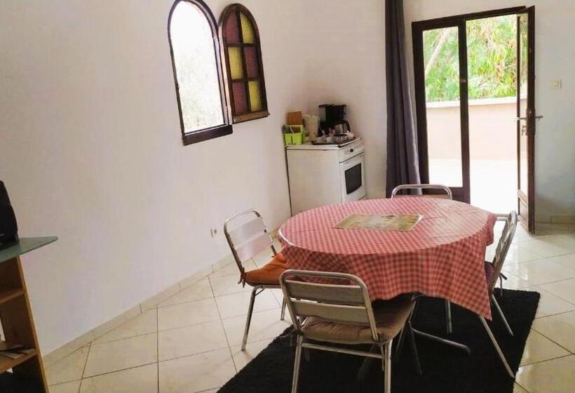 Pensão Le Petit Yucca Chambre Safari