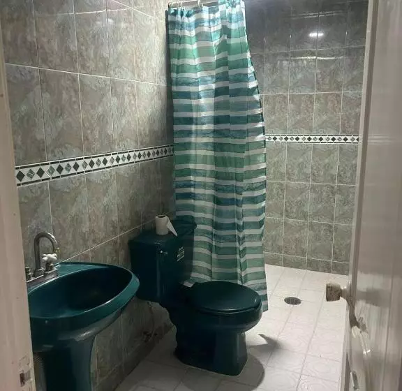 ユースホステル Hostal Reforma