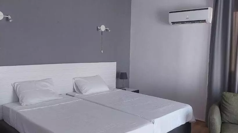 هاستل Lighthouse Otel