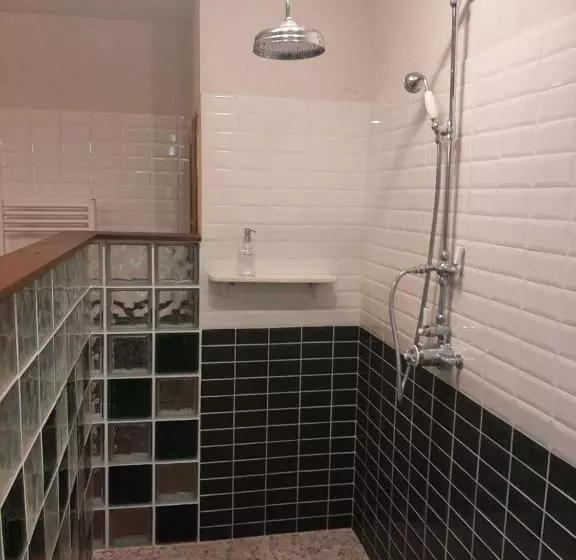 Aamiaismajoitus (B&B) Chambre Art Déco