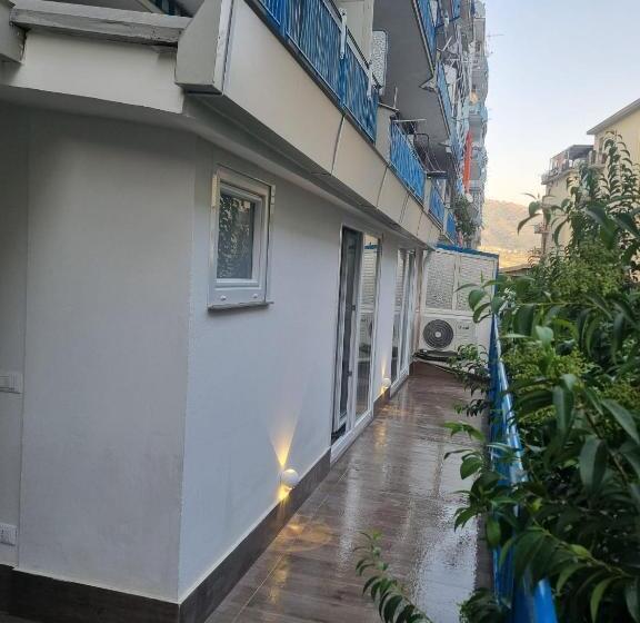 تختخواب و صبحانه Salerno Costiera D Amalfi