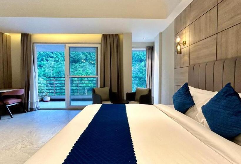 Divine River Resort By Dls Hotels