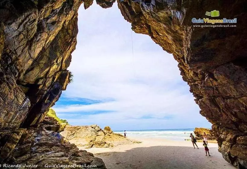 هتل Ilha Do Mel Casa Suítes Com Ar E Cafe Da Manha