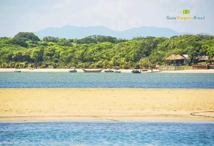 هتل Ilha Do Mel Casa Suítes Com Ar E Cafe Da Manha