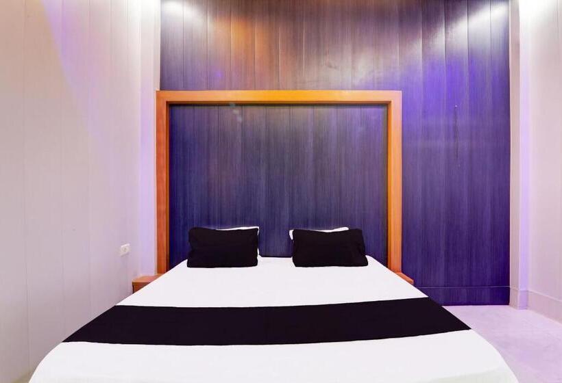 호텔 Oyo Shagun Palace