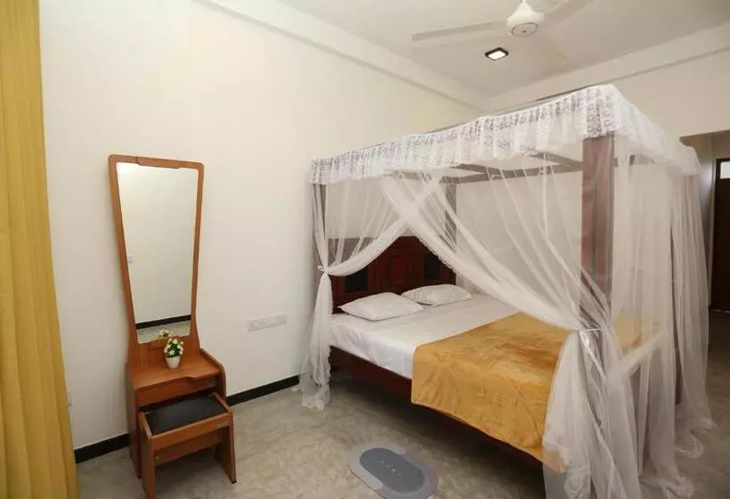 Hotelli Sisi S Place