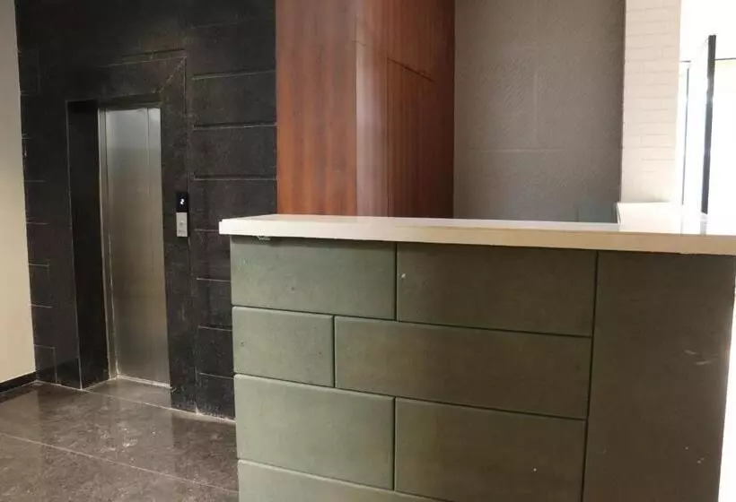Oliver Hotels