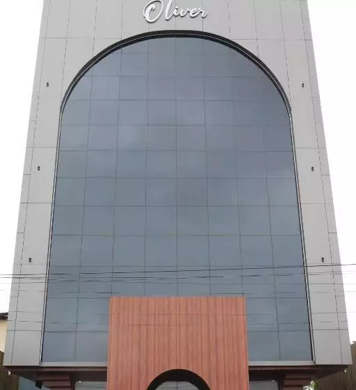 Oliver Hotels