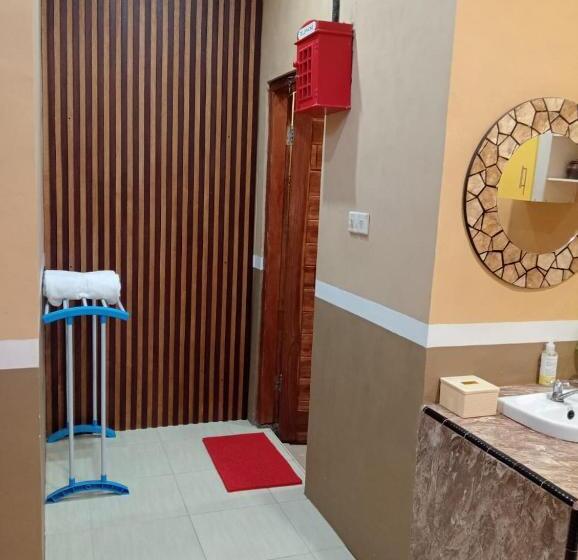 פנסיון Dewana Villa Balad