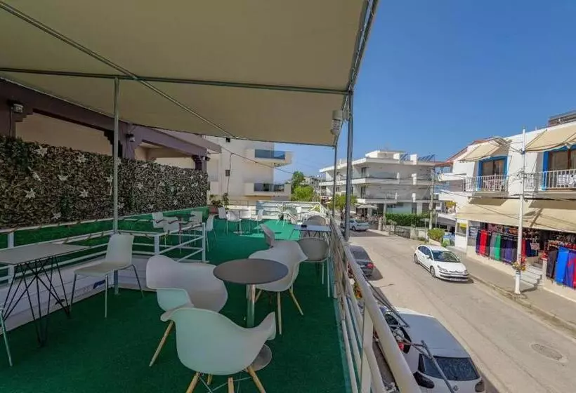 پانسیون Iceberg Apartments