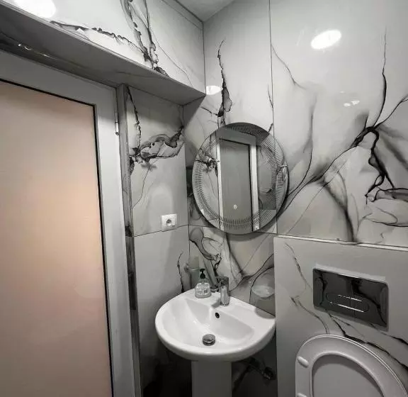 پانسیون Iceberg Apartments