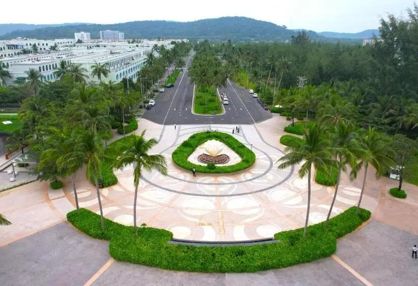 Queen Ht Phú Quốc