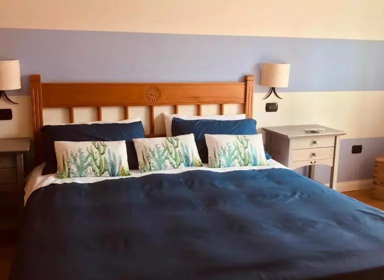 Aamiaismajoitus (B&B) Charming Rooms Opuntia
