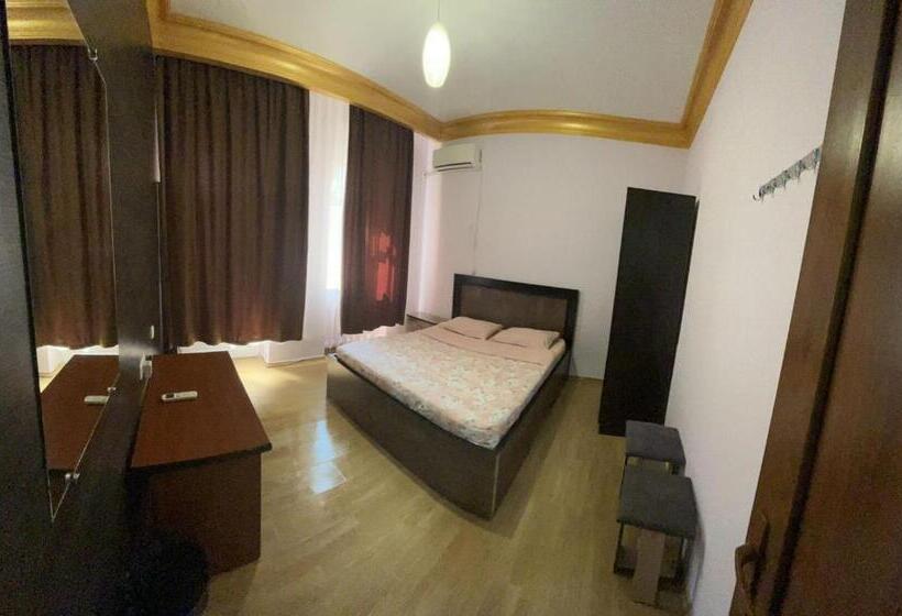 Classy And Cozy Hostel