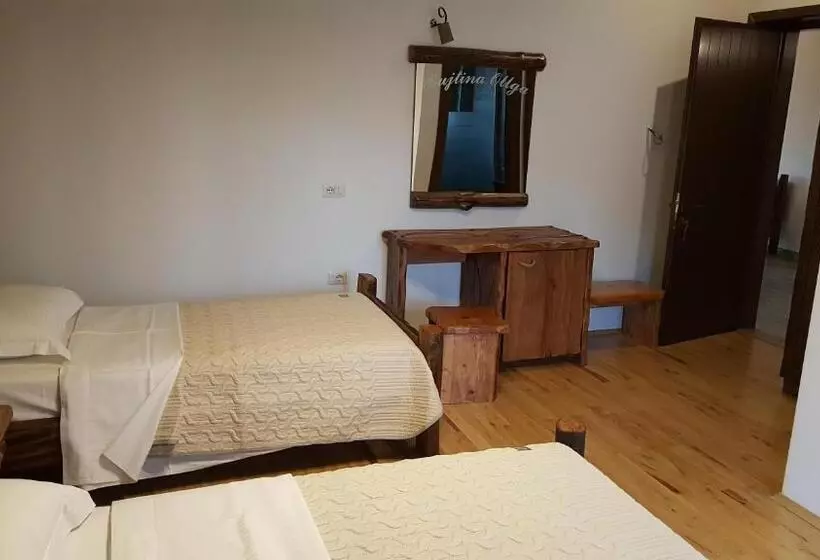 هتل Bujtina Ollga