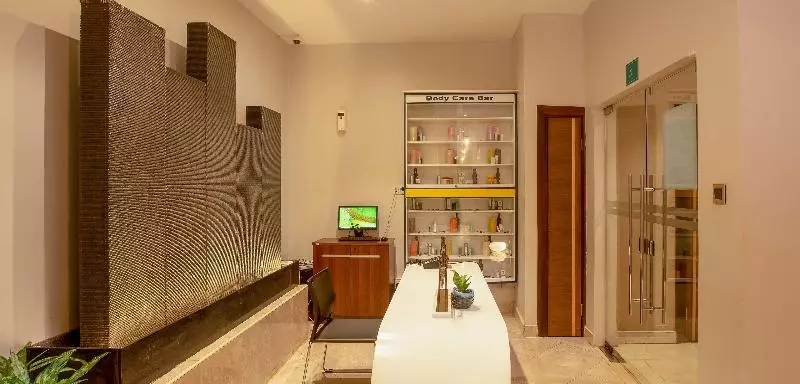 ホテル Golden Tulip Canaan Kampala