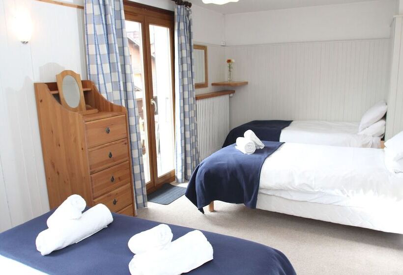 هتل Hôtel Les Dents Blanches