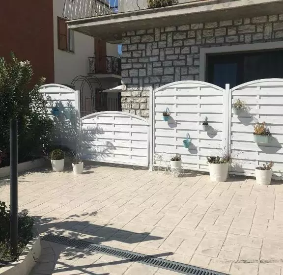Lagarolina Del Conero B&b