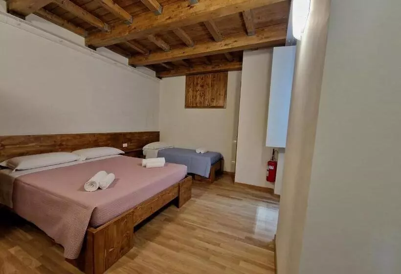 تختخواب و صبحانه Piazza Cavour