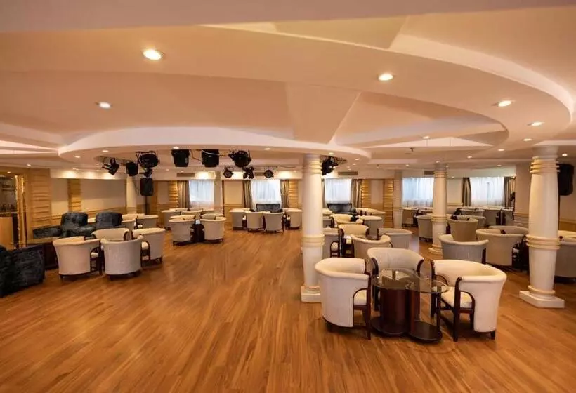 هتل Cruisebooking 3 Nights From Aswoan Every Monday And Wednesday Friday
