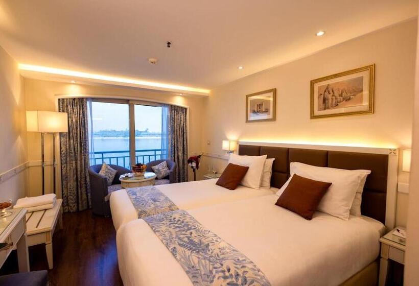 هتل Cruisebooking 3 Nights From Aswoan Every Monday And Wednesday Friday