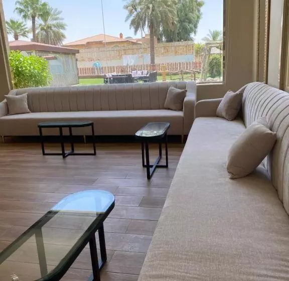 Hotelli Fairoozresort