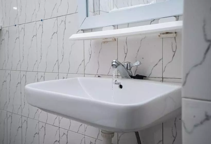 هتل Hôtel Merveille Lomé