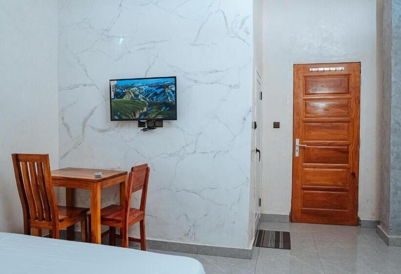 هتل Hôtel Merveille Lomé