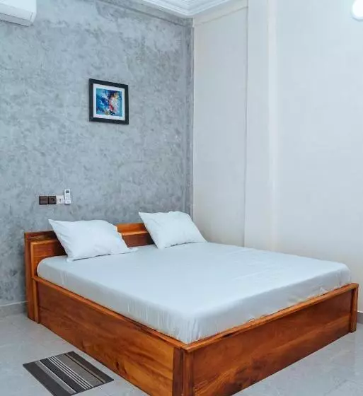 هتل Hôtel Merveille Lomé