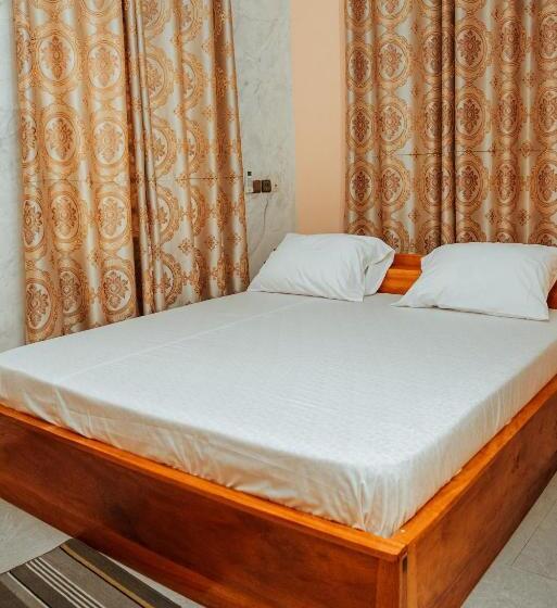 هتل Hôtel Merveille Lomé