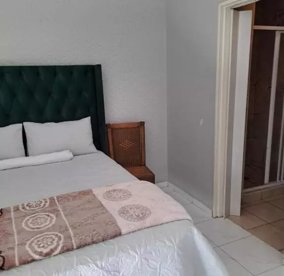 ペンション Randhart Guesthouse