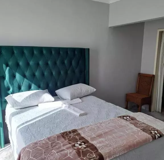 ペンション Randhart Guesthouse