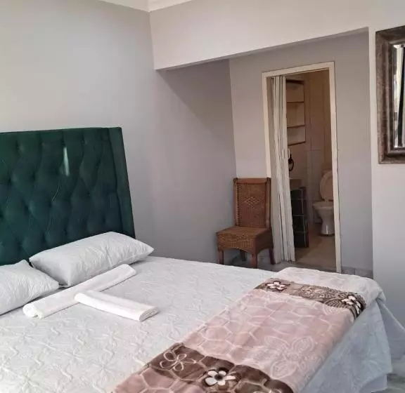 ペンション Randhart Guesthouse