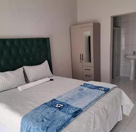 ペンション Randhart Guesthouse