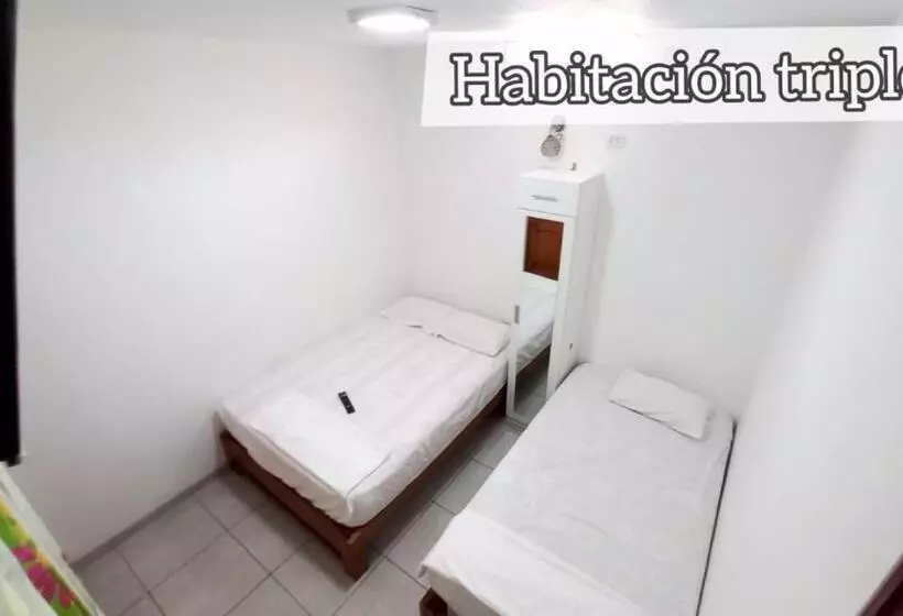 پانسیون Hospedaje El Lobo De Canoas De Tumbes