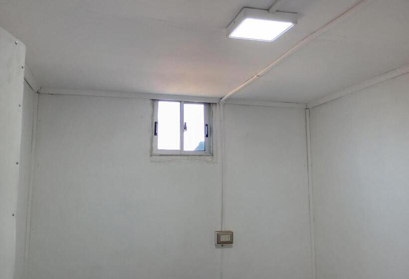 پانسیون Piezas Sebita