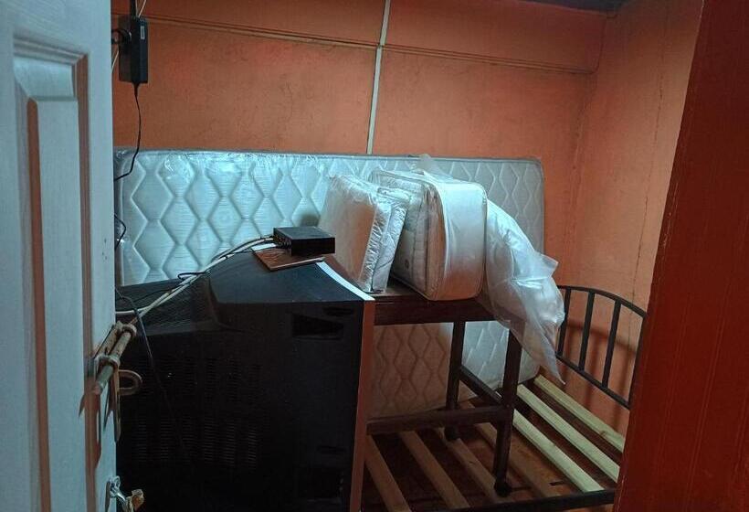 پانسیون Piezas Sebita