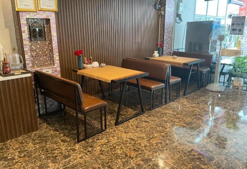 هتل Agadir Guest House