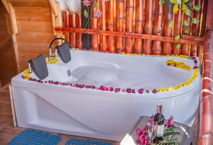 ホテル Cabañas Y Glamping Colinas De San Diego