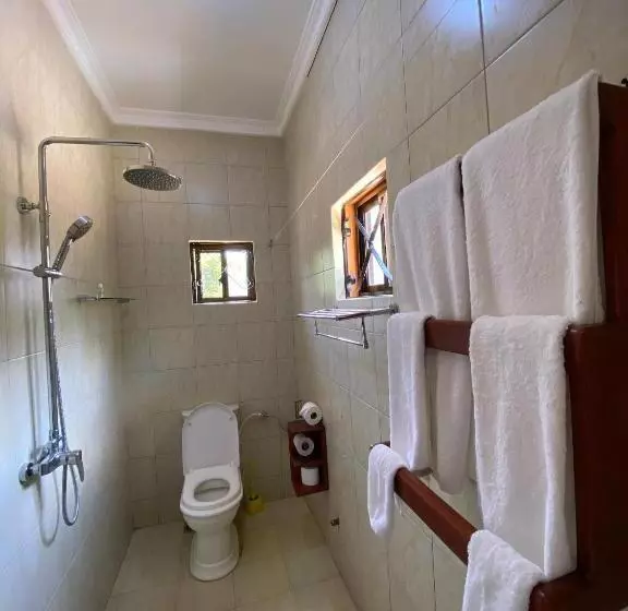 هتل Helens Luxury Resort