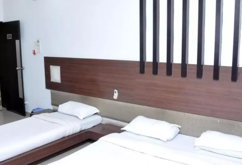 Hotelli Radhe Palace Morbi