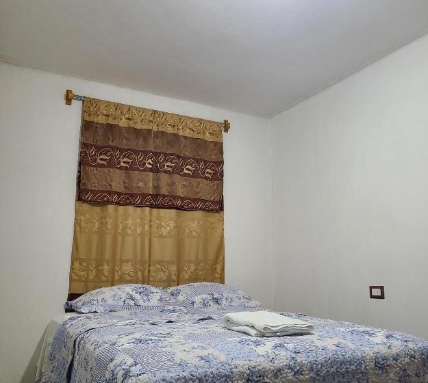 پانسیون Casa Raxic