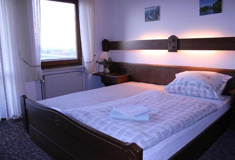 Пансион Monteurzimmer Lichtenauer Hof