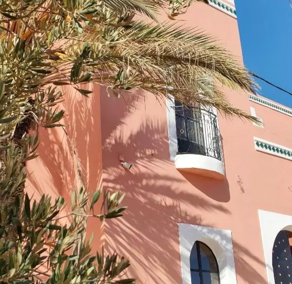 Majatalo Riad Les Jardins D Alma