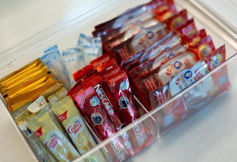 Cozy Room Near Night Bazaar