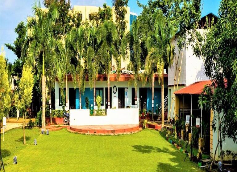 Hotel Happy Moments Bhubaneswar