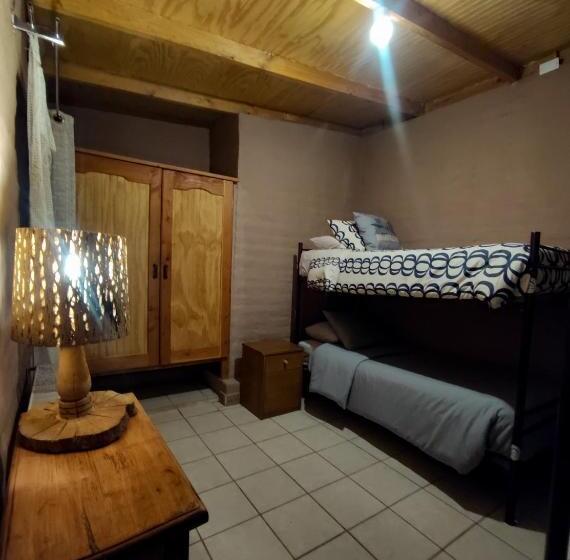 פנסיון Hostal Hara