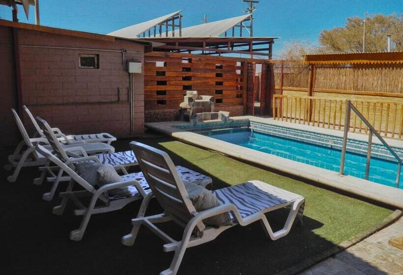 פנסיון Hostal Hara